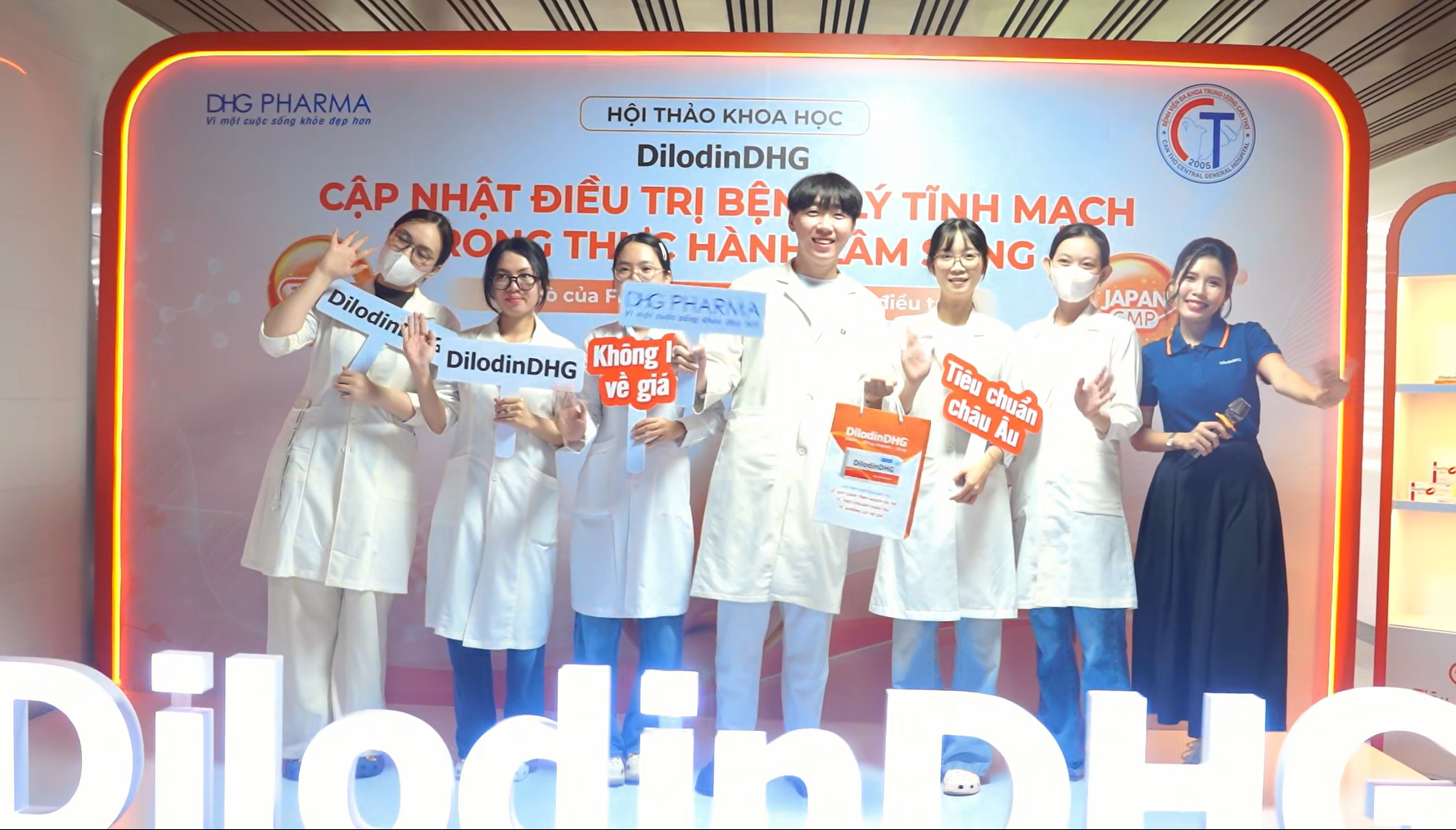 Điều trị suy van tĩnh mạch chi dưới: Cập nhật bằng chứng mới về flavonoid tinh chế và chiến lược quản lý theo khuyến cáo quốc tế
